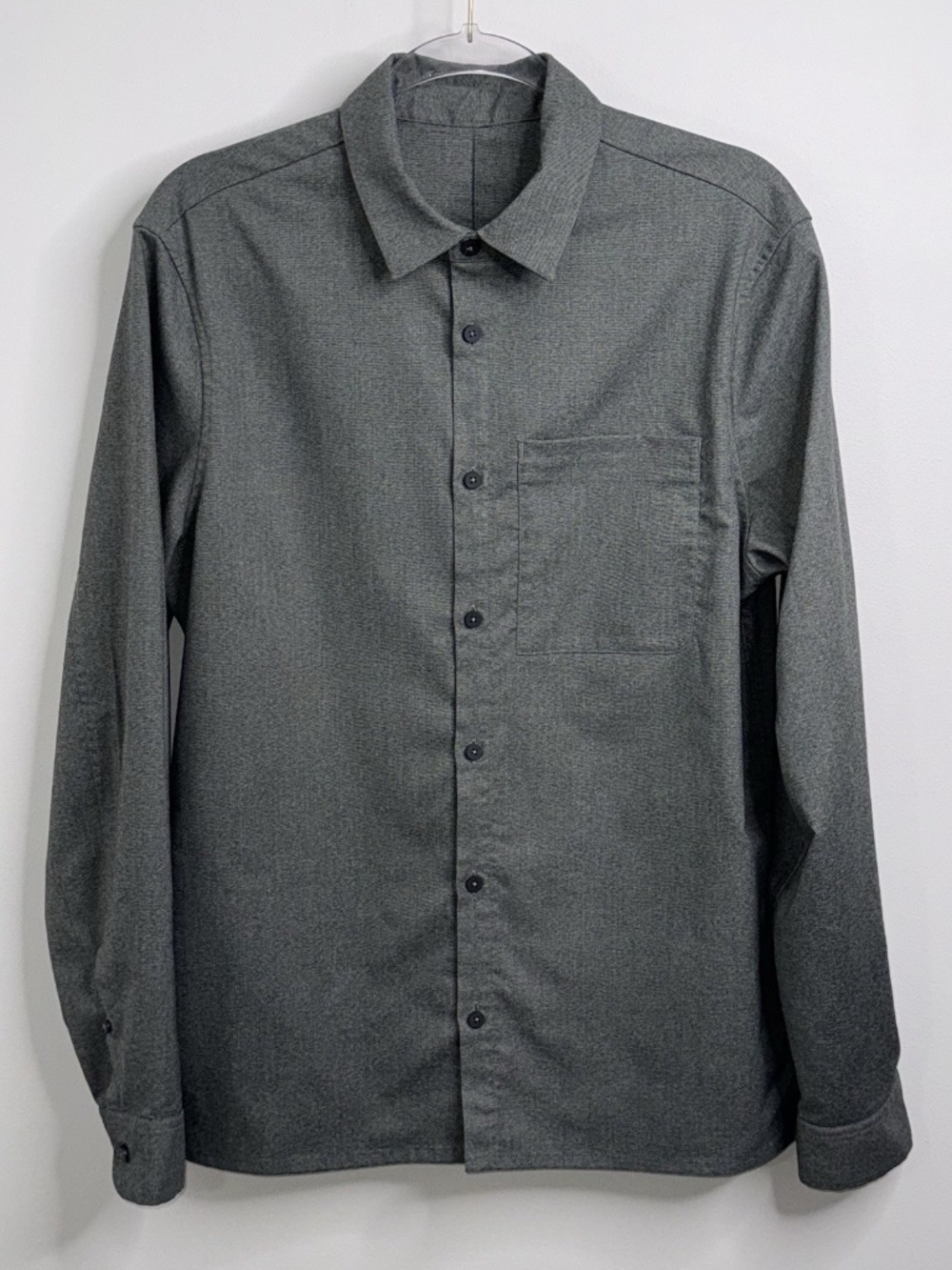Lululemon Shirt Mens Medium Commission Long Sleeve Button Front Oxford Grey